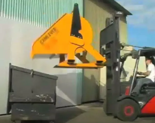 CAMLEVER FORKLIFT / CRANE TRASH DUMPSTER
